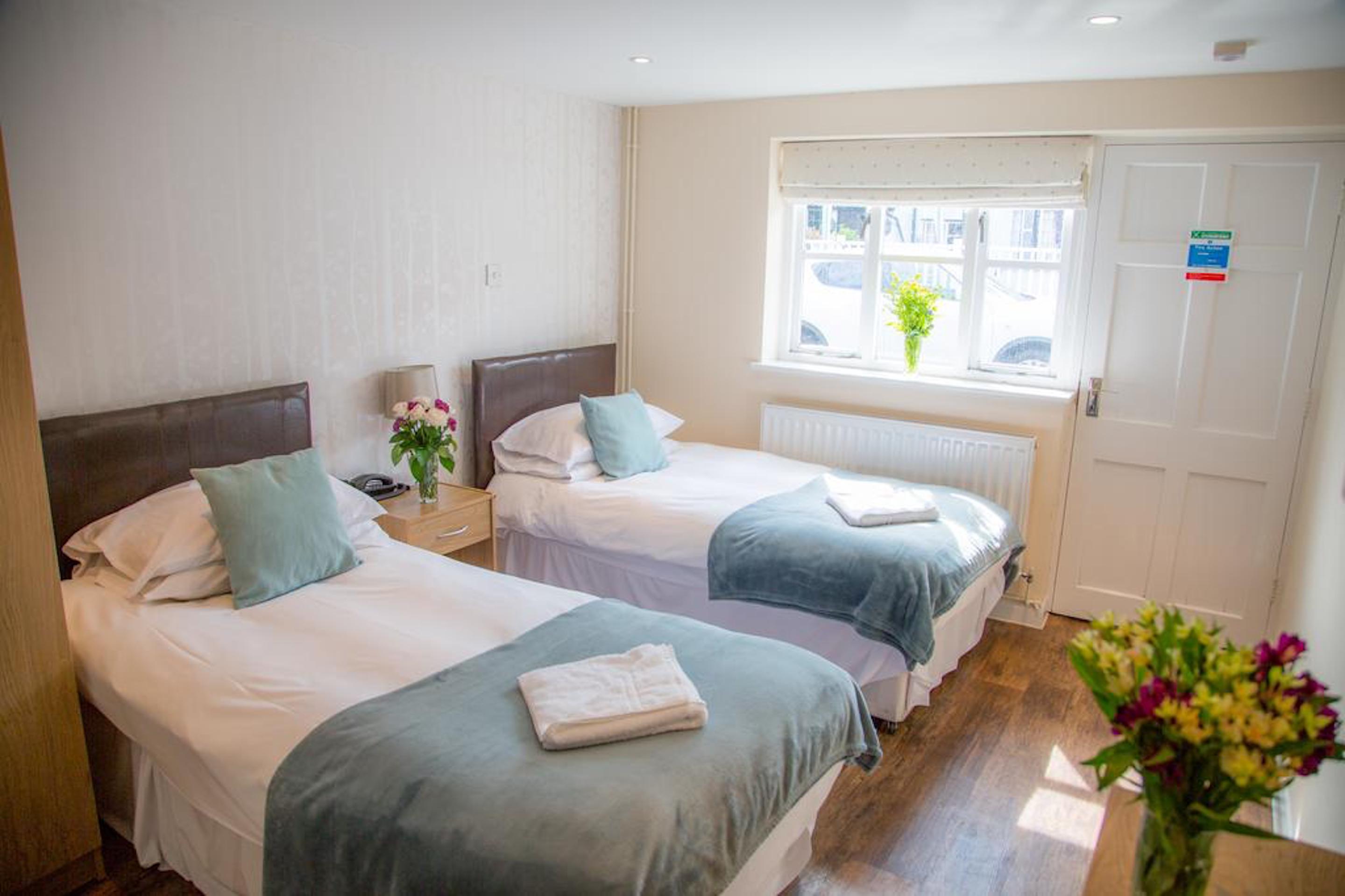 Stay And Relax At The Yew Tree Manuden Exterior foto