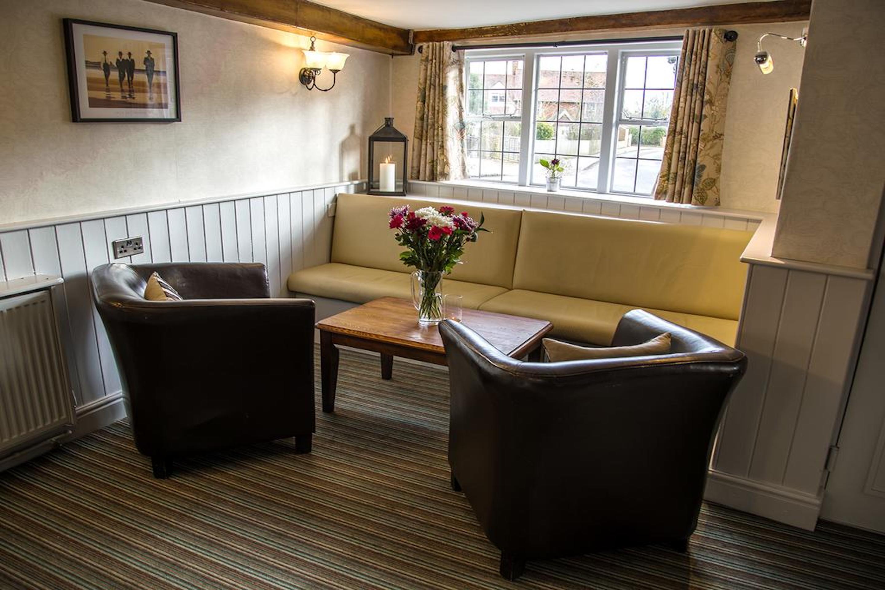 Stay And Relax At The Yew Tree Manuden Exterior foto